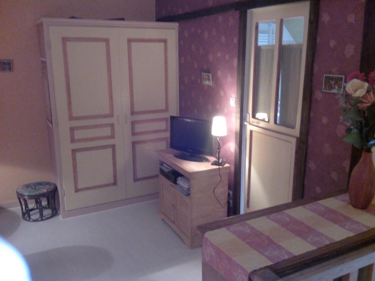온자인 Les Hirondelles B&B 외부 사진