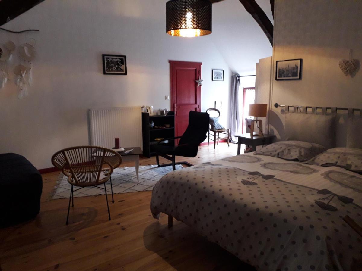 온자인 Les Hirondelles B&B 외부 사진
